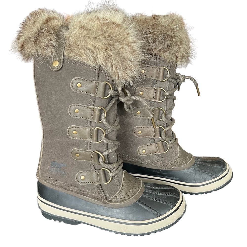 SOREL Joan of Artic Boots in Quarry Black Size 6